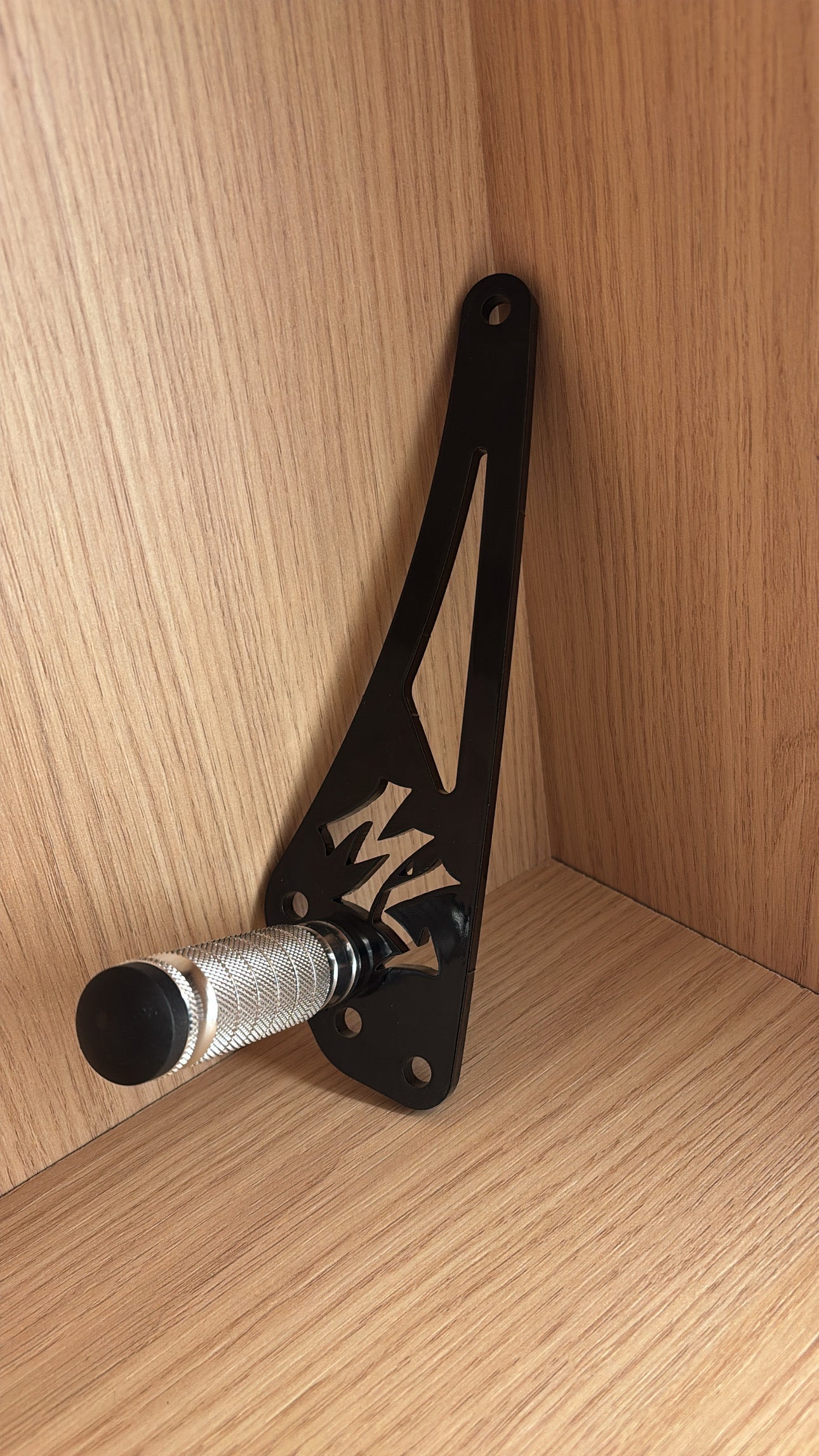 Eride pro shift lock